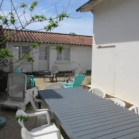 Maison Ideale Pour Familles A 300M De La Plage Avec Cour, Wi-Fi, 2 Logements, Accepte Les Animaux - Fr-1-194-248 * Ла-Фот-сюр-Мер