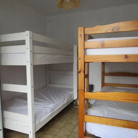 Vakantiehuis Maison Ideale Pour Familles A 300M De La Plage Avec Cour, Wi-Fi, 2 Logements, Accepte Les Animaux - Fr-1-194-248 *